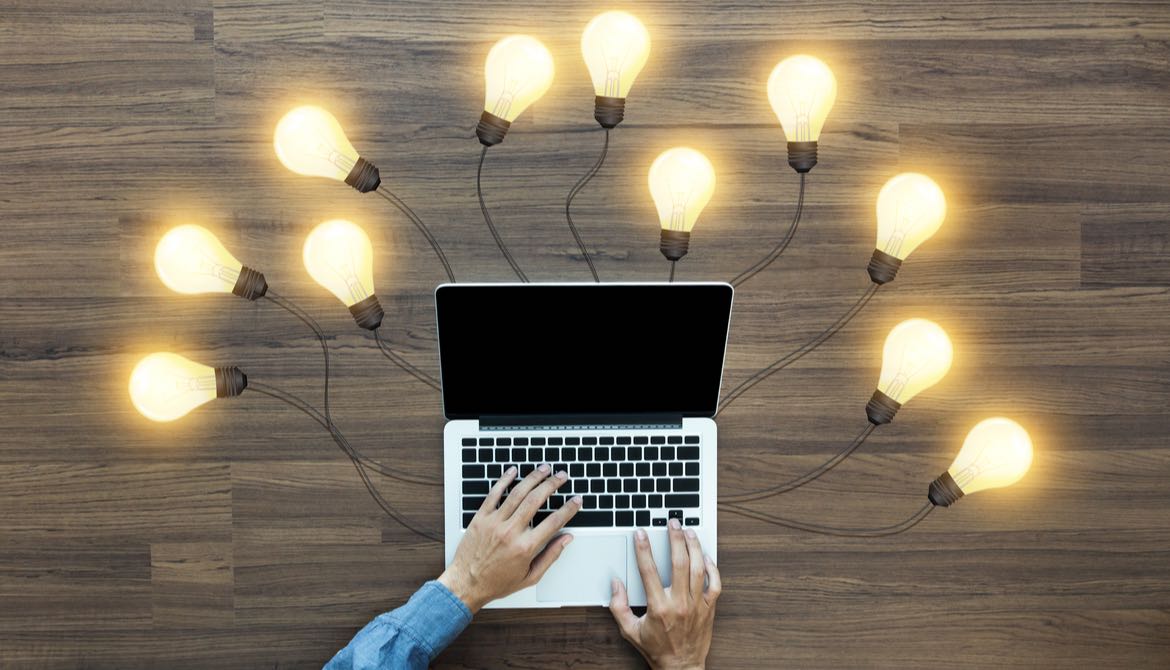 laptop with lightbulbs