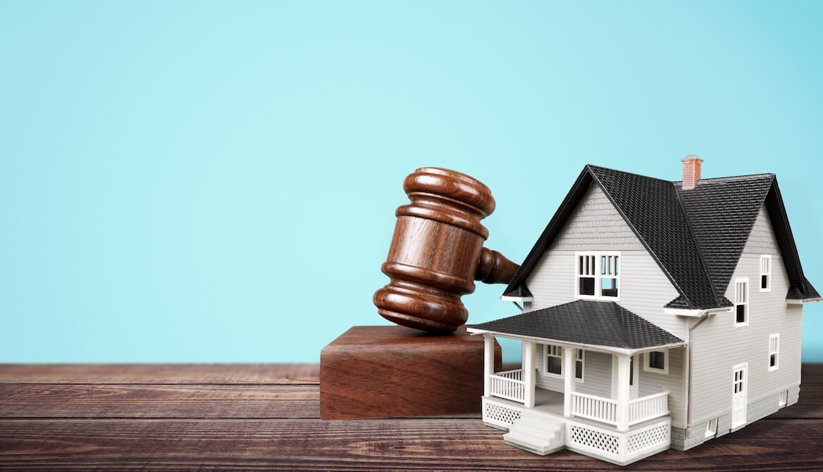 ​house with legal gavel 