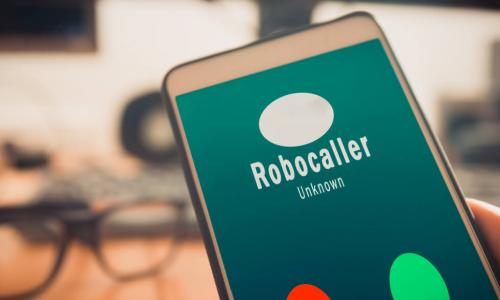 smartphone showing robocall coming in